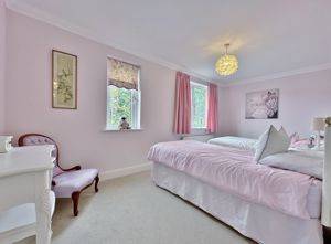 Photo 11- click for photo gallery